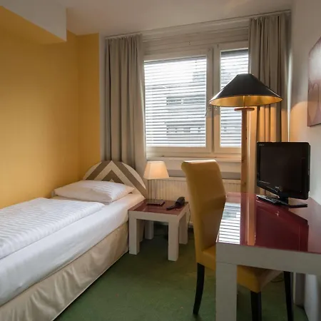 Am Neutor Zentrum 4* Salzburgo